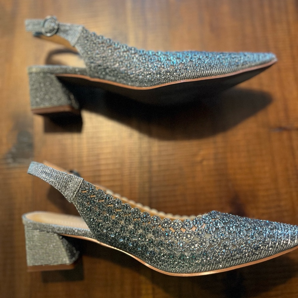 J.Renee Sparkling Pewter Pranil Block Heels Slingback Pump